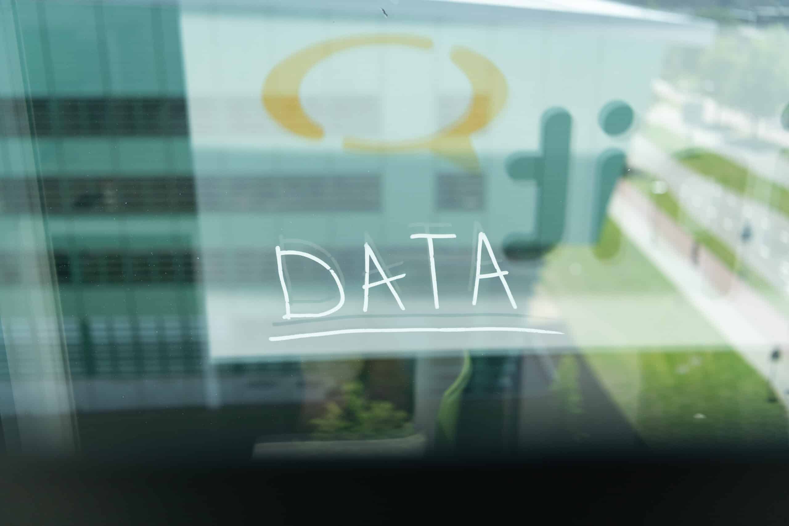 Data geschreven op glas | Clipit